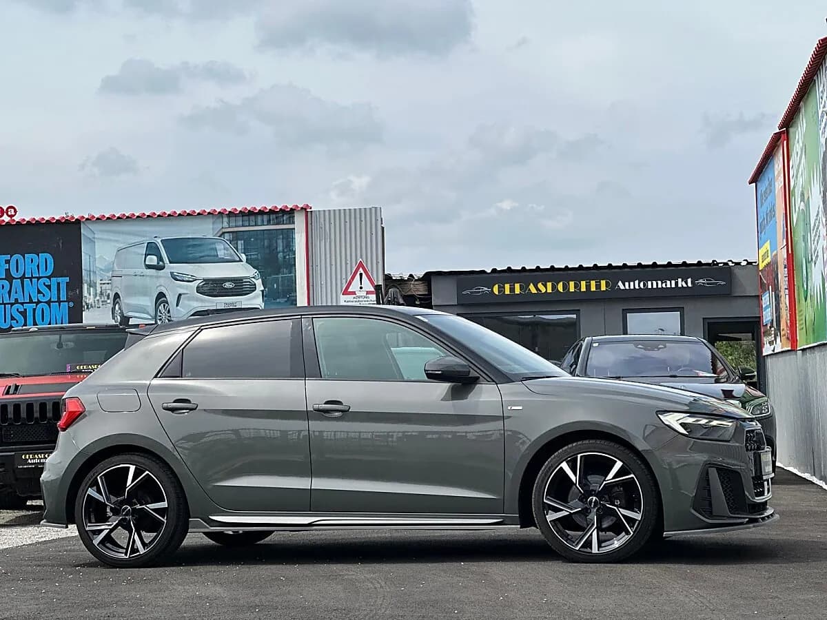 Audi A1