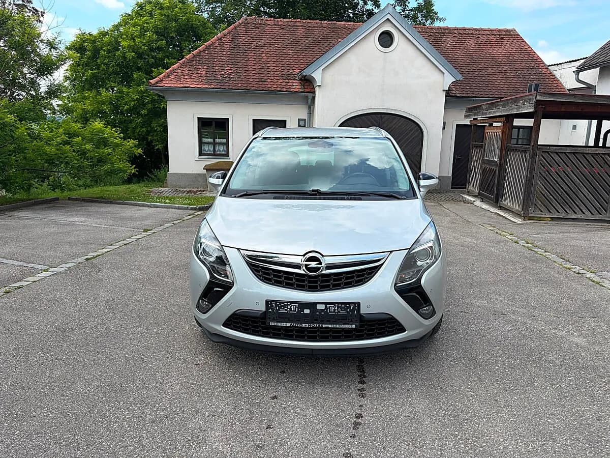 Opel Zafira Tourer