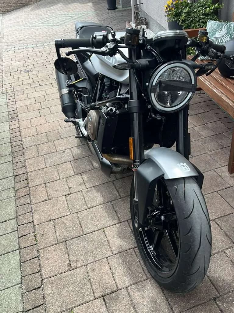 Husqvarna Vitpilen 701
