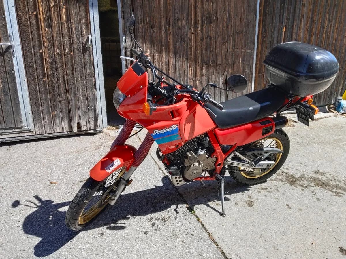 Honda NX
