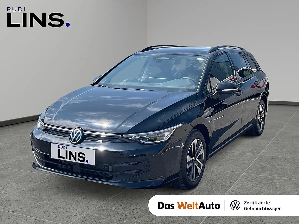 VW Golf 2026 – € 33.990, 6 070 km – Bild 1 von 19
