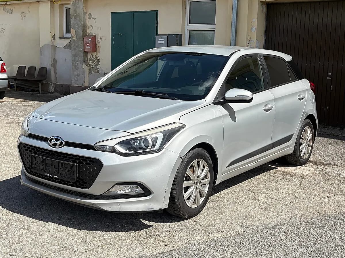 Hyundai i20