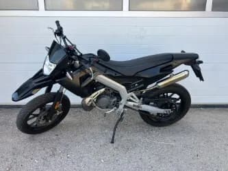 Aprilia SX