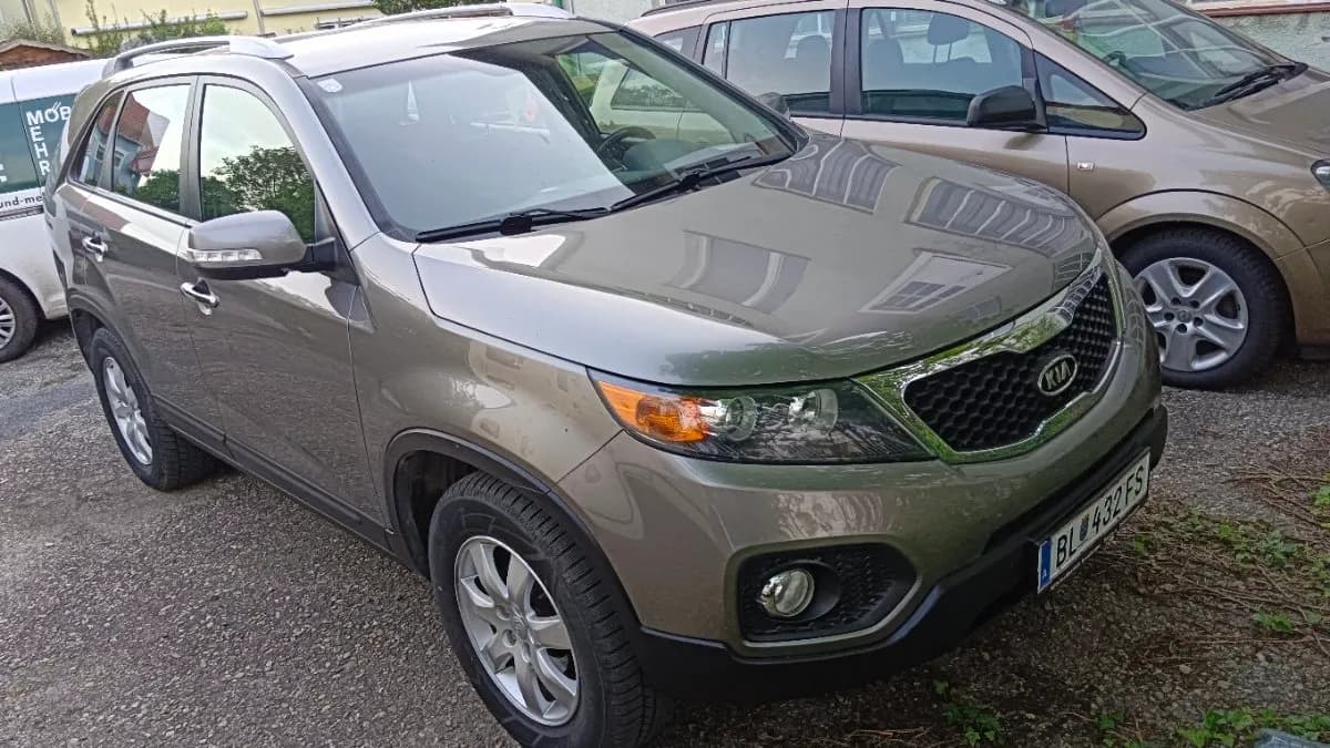 KIA Sorento 2011 – € 6.500, 258 000 km – Bild 1 von 7