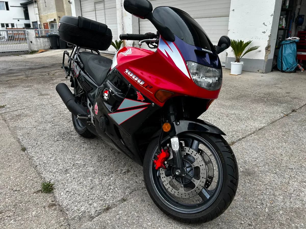 Honda CBR 1989 – € 1.600, 38 000 km – Bild 1 von 6