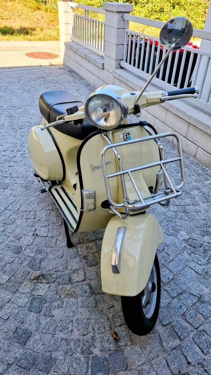 Vespa PX 2003 – € 4.444, 7 566 km – Bild 1 von 6