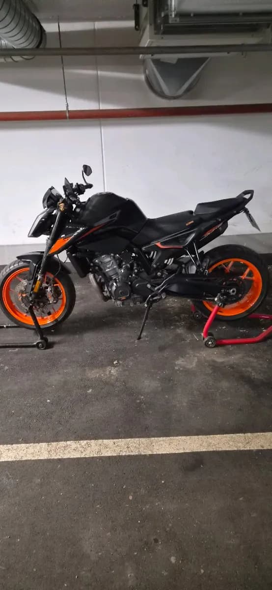 KTM 790