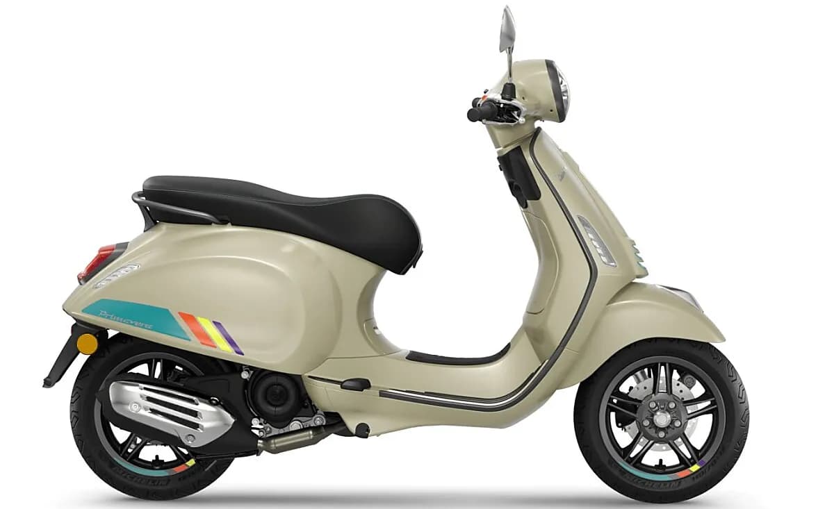 Vespa Primavera – € 3.699, 0 km – Bild 1 von 4