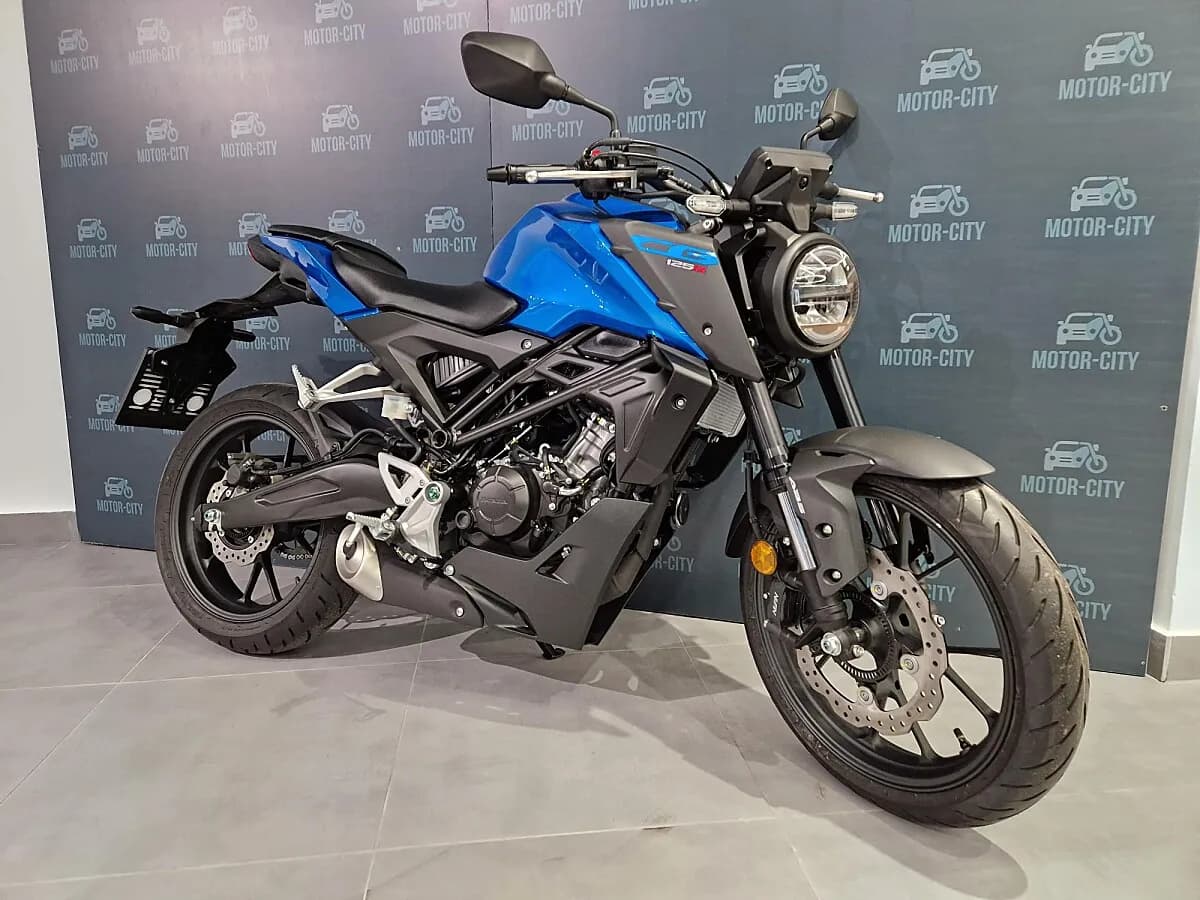 Honda CB – € 5.290, 0 km – Bild 1 von 8