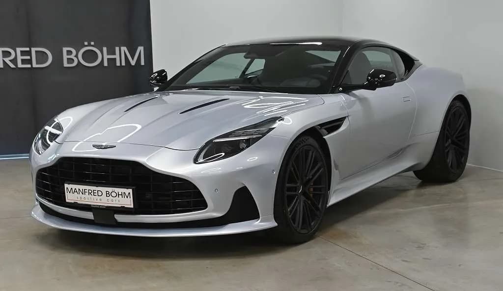 Aston Martin DB12