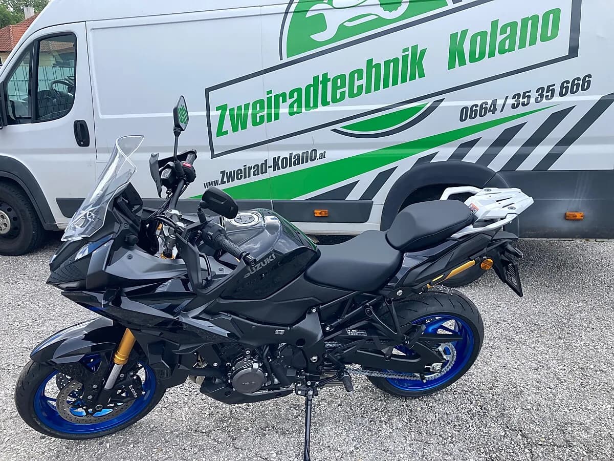 Suzuki GSX-S1000 GX
