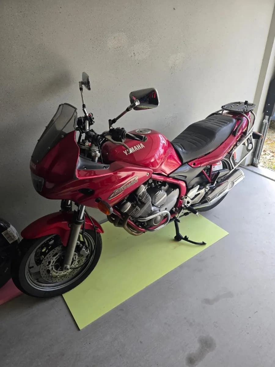 Yamaha XJ