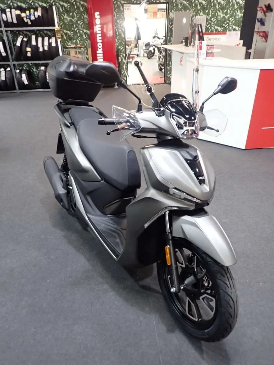Voge SR16 – € 3.399, 0 km – Bild 1 von 5