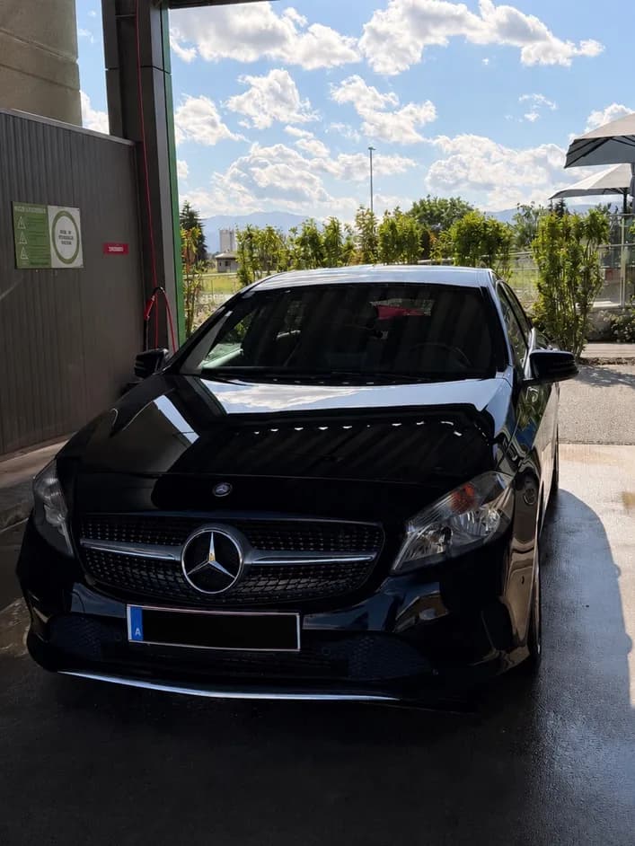 Mercedes-Benz A-Klasse 2015 – € 13.000, 68 900 km – Bild 1 von 6