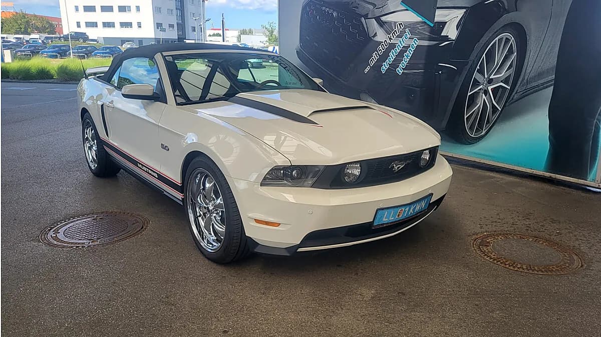 Ford Mustang