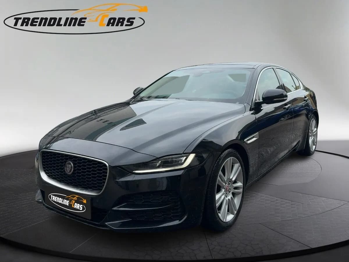 Jaguar XE