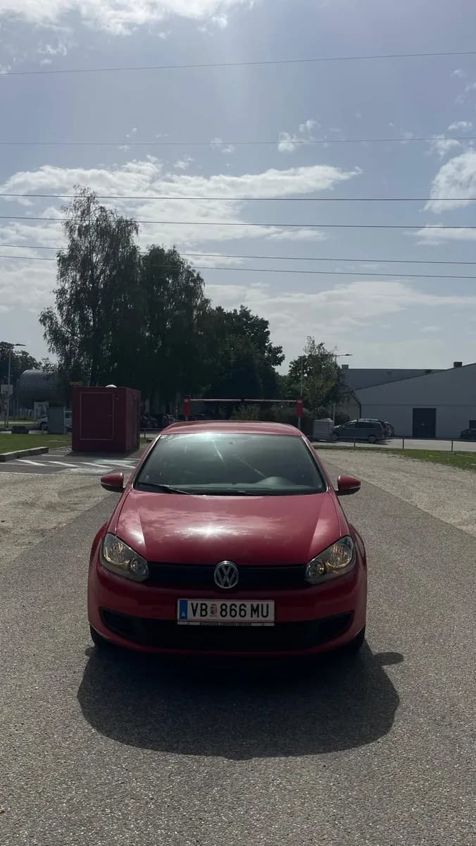 VW Golf 2009 – € 4.900, 211 000 km – Bild 1 von 10
