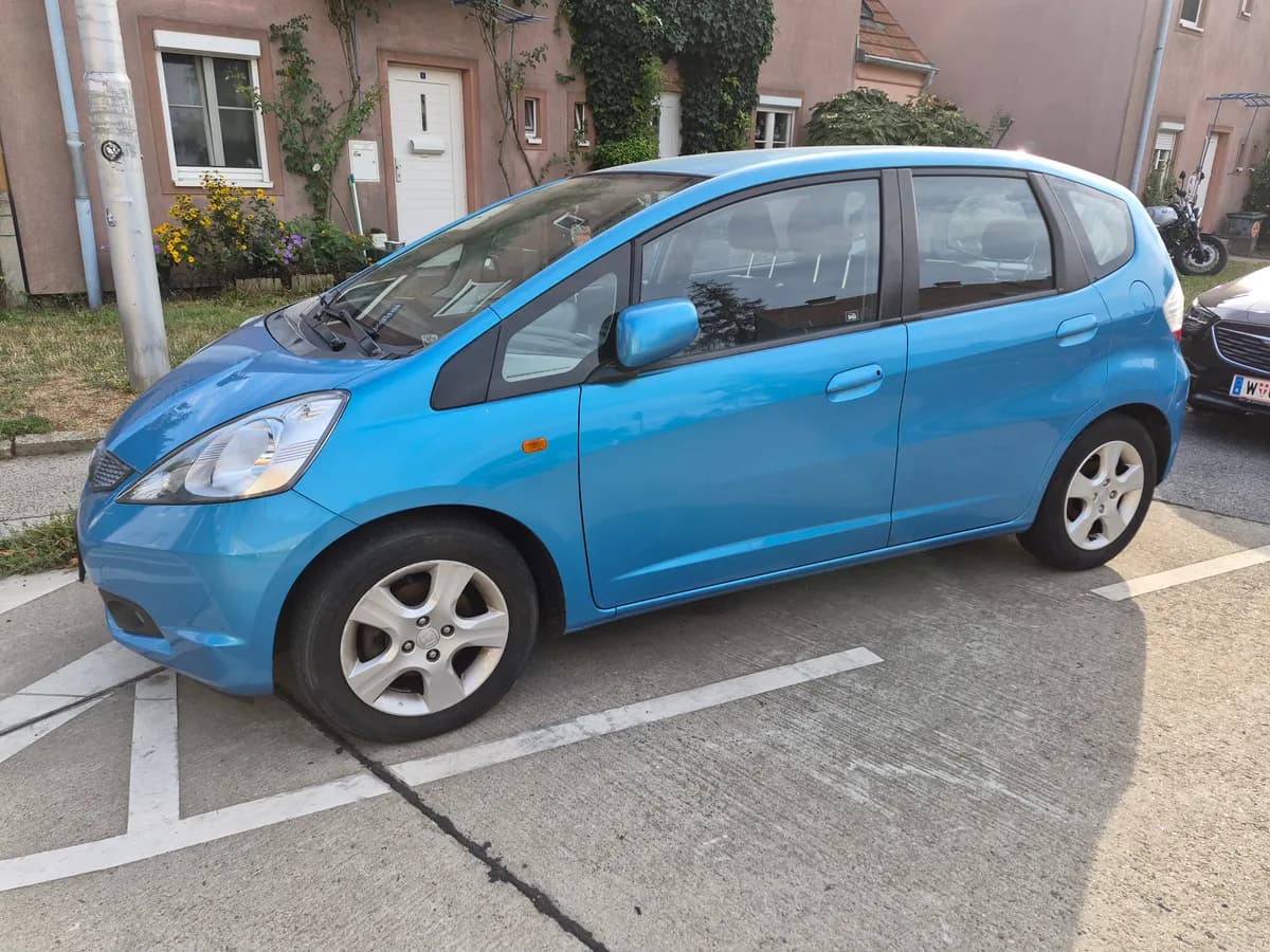 Honda Jazz 2009 – € 4.000, 133 000 km – Bild 1 von 9