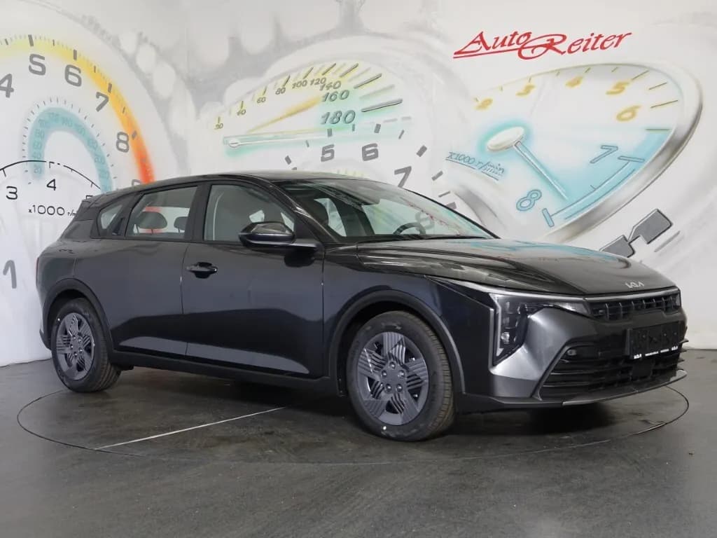 KIA K4