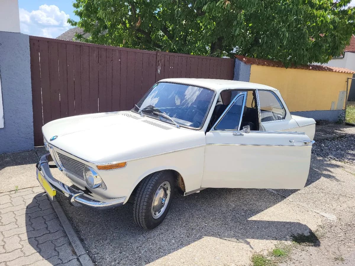 BMW 2002