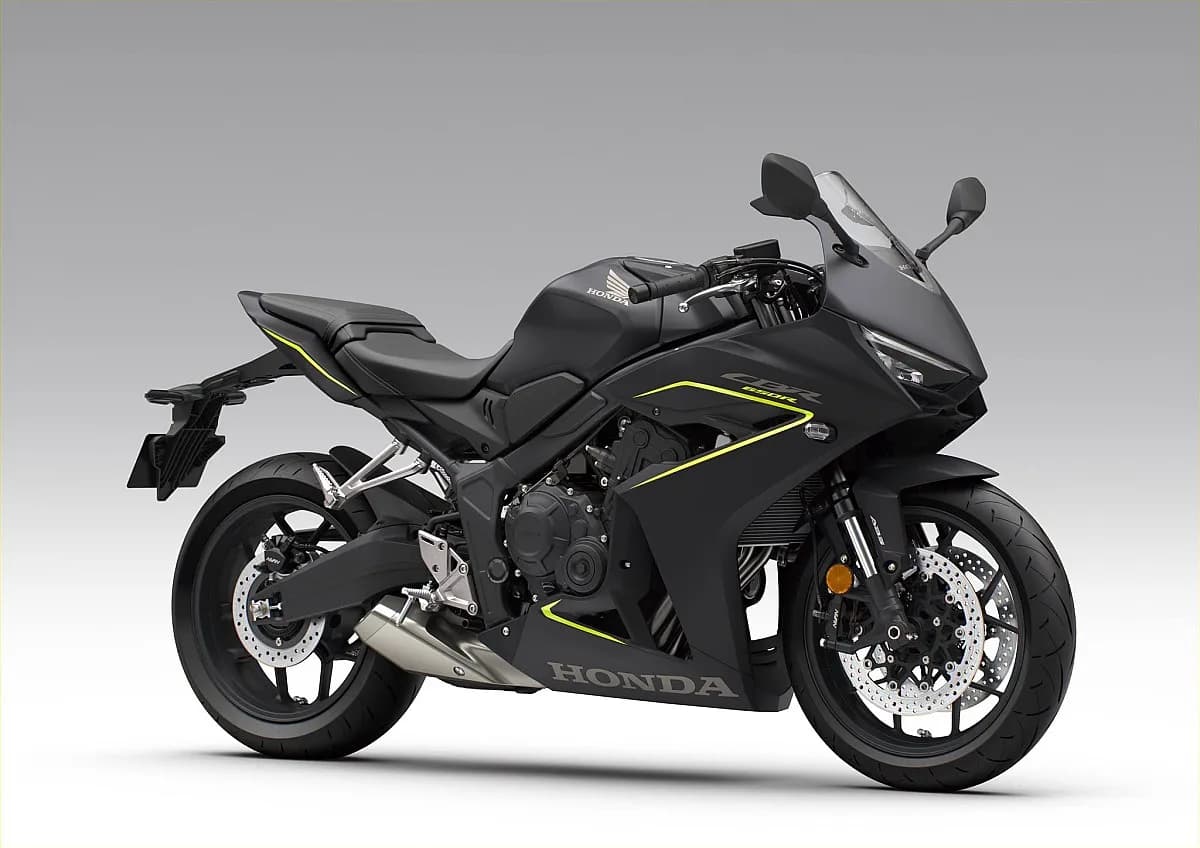 Honda CBR – € 11.490, 0 km – Bild 1 von 17