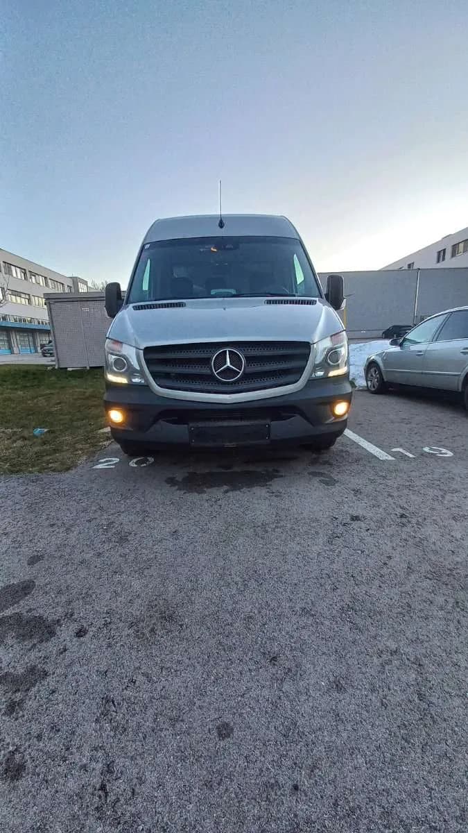 Mercedes-Benz Sprinter