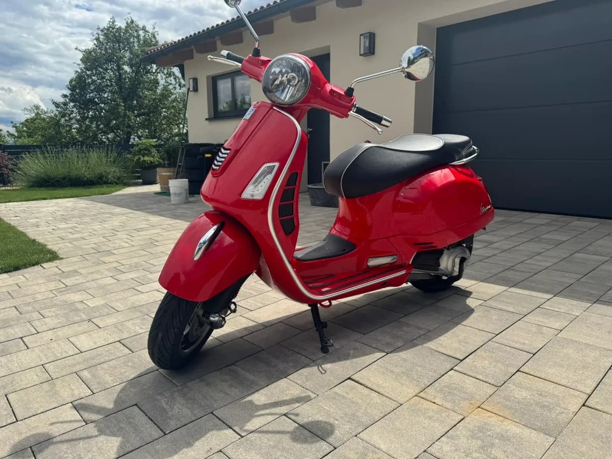 Piaggio GTS