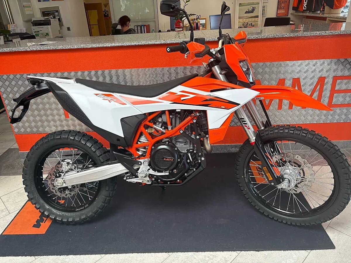 KTM 690 – € 11.999, 0 km – Bild 1 von 2