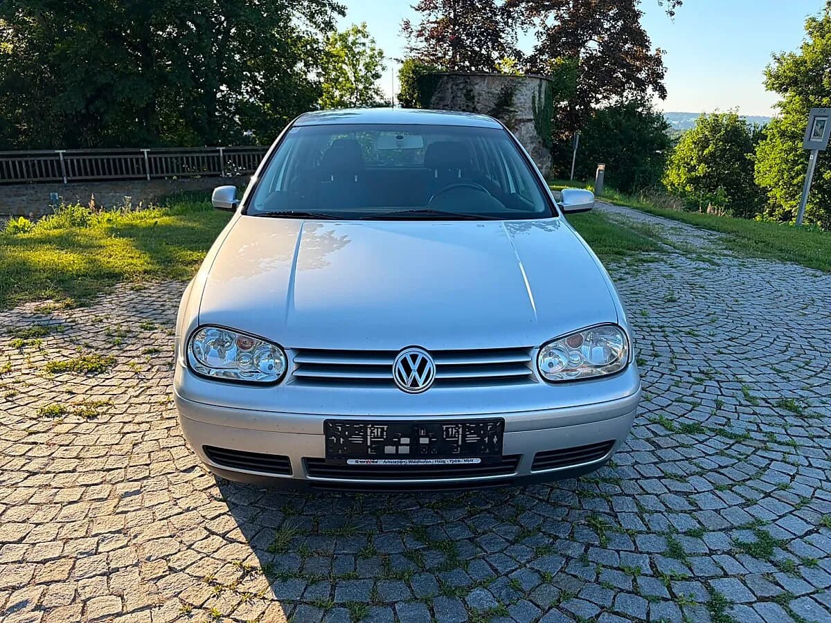 VW Golf