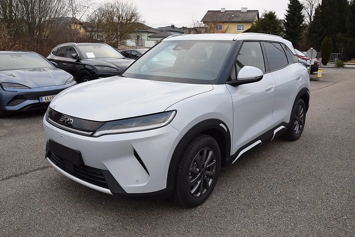 BYD Atto 2 – € 32.230, 0 km – Bild 1 von 24