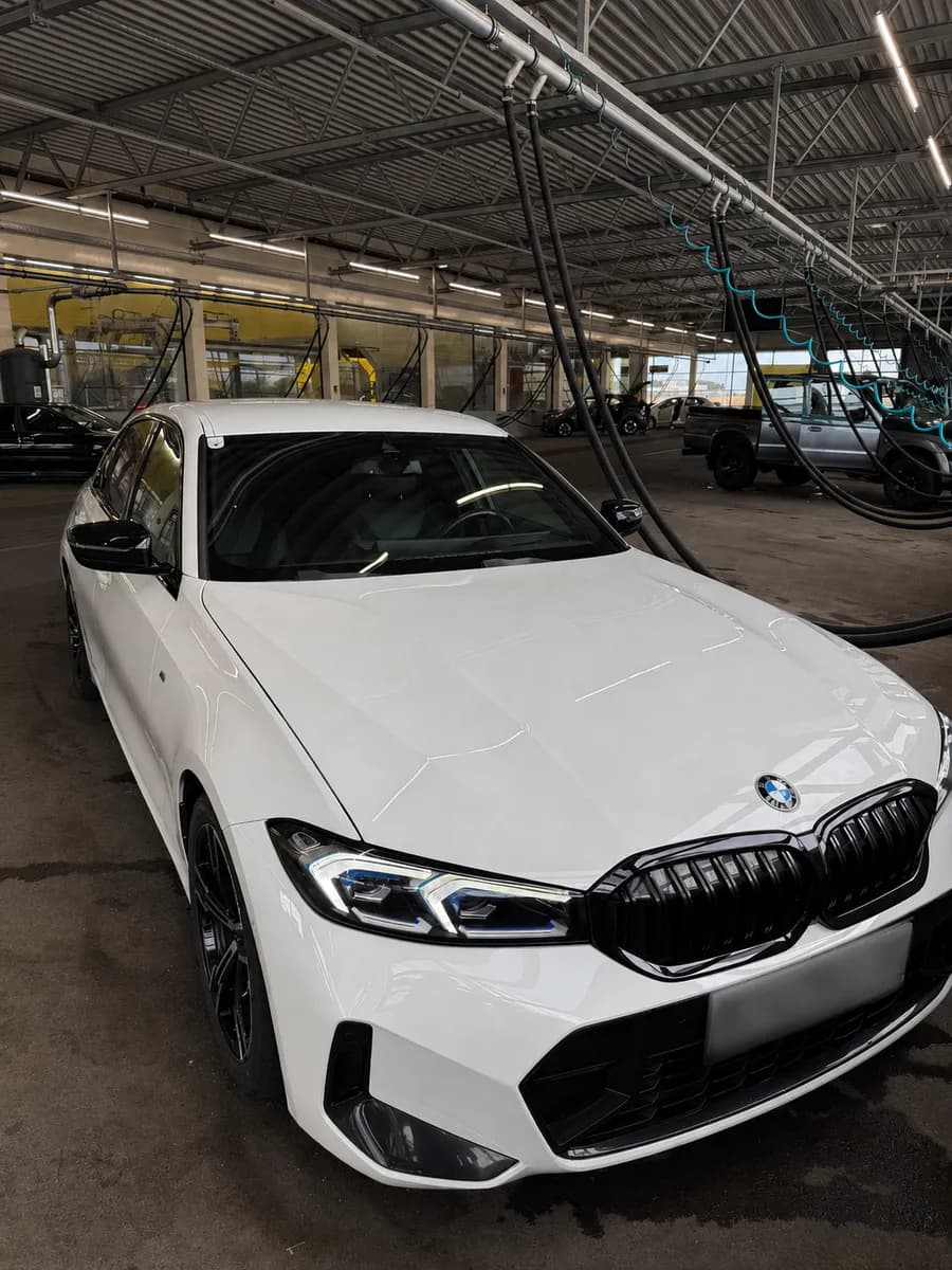 BMW 3er-Reihe 2023 – € 42.990, 64 000 km – Bild 1 von 18