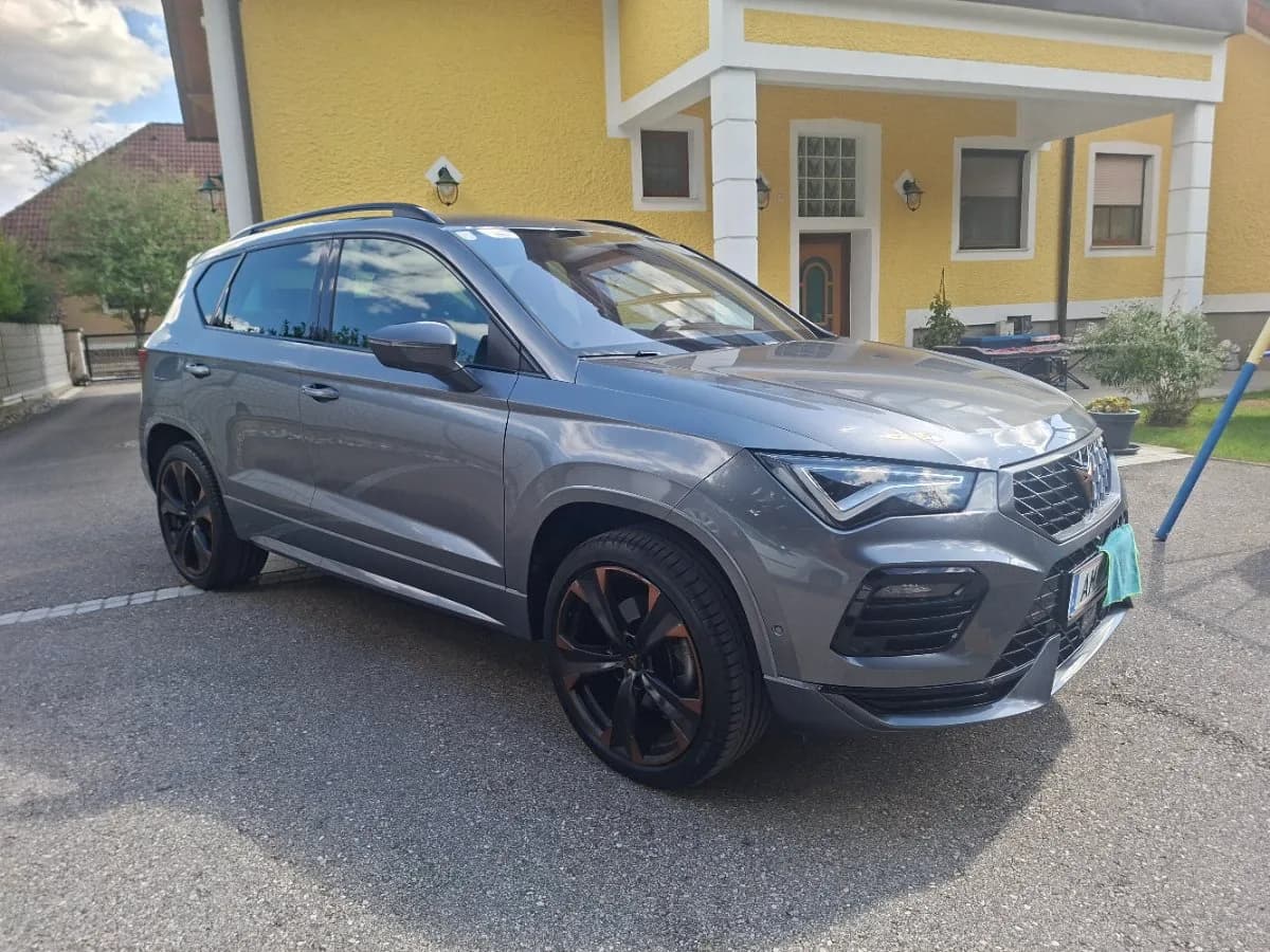 Cupra Ateca 2023 – € 30.990, 31 000 km – Bild 1 von 35