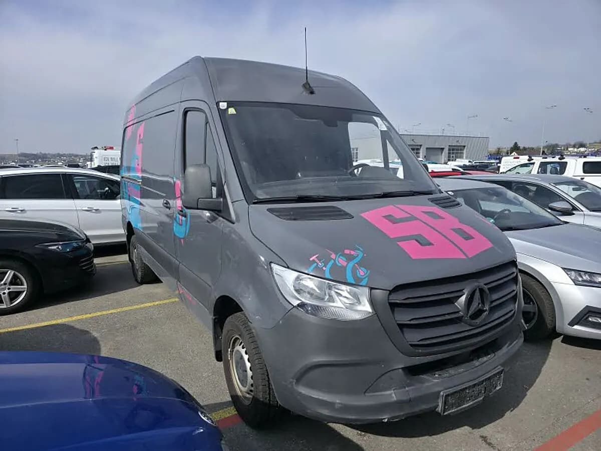 Mercedes-Benz Sprinter