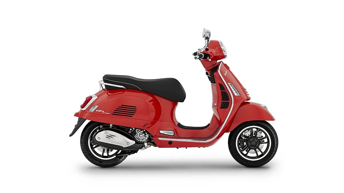 Vespa GTS – € 7.999, 0 km – Bild 1 von 9