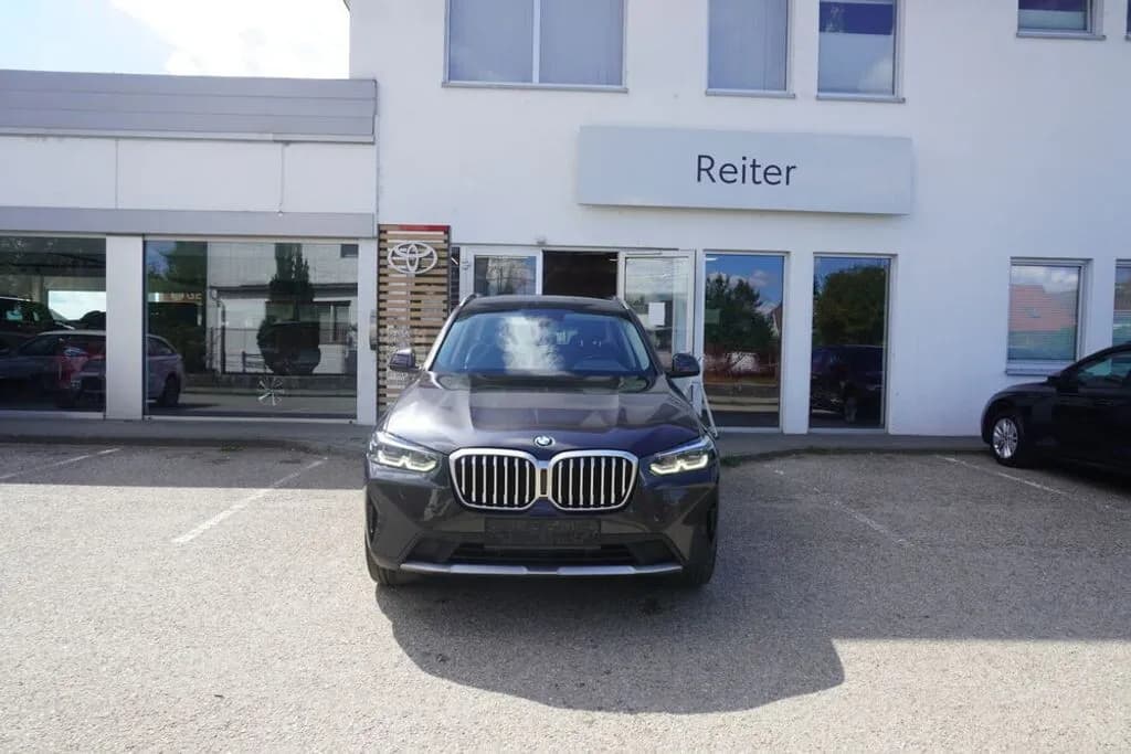 BMW X3 2023 – € 34.990, 118 000 km – Bild 1 von 16