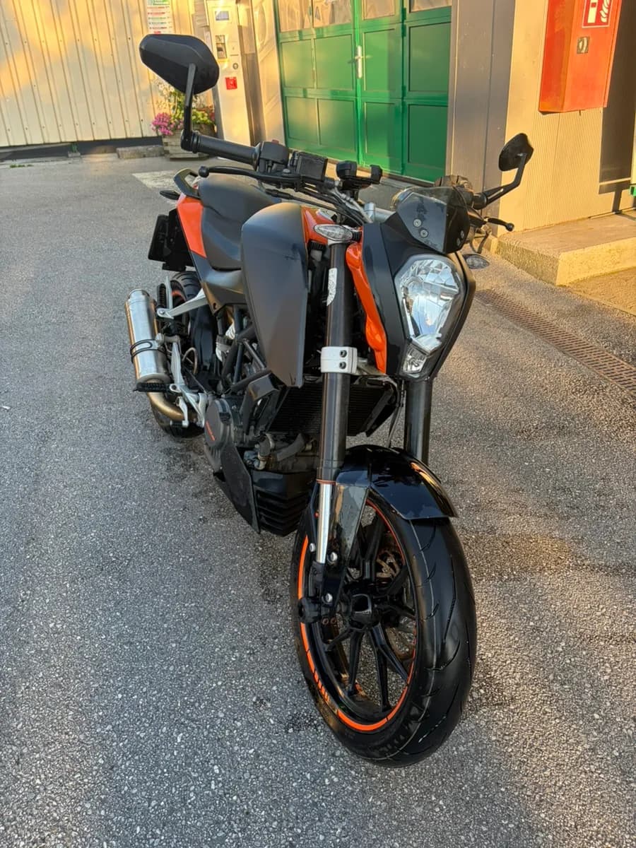 KTM Duke