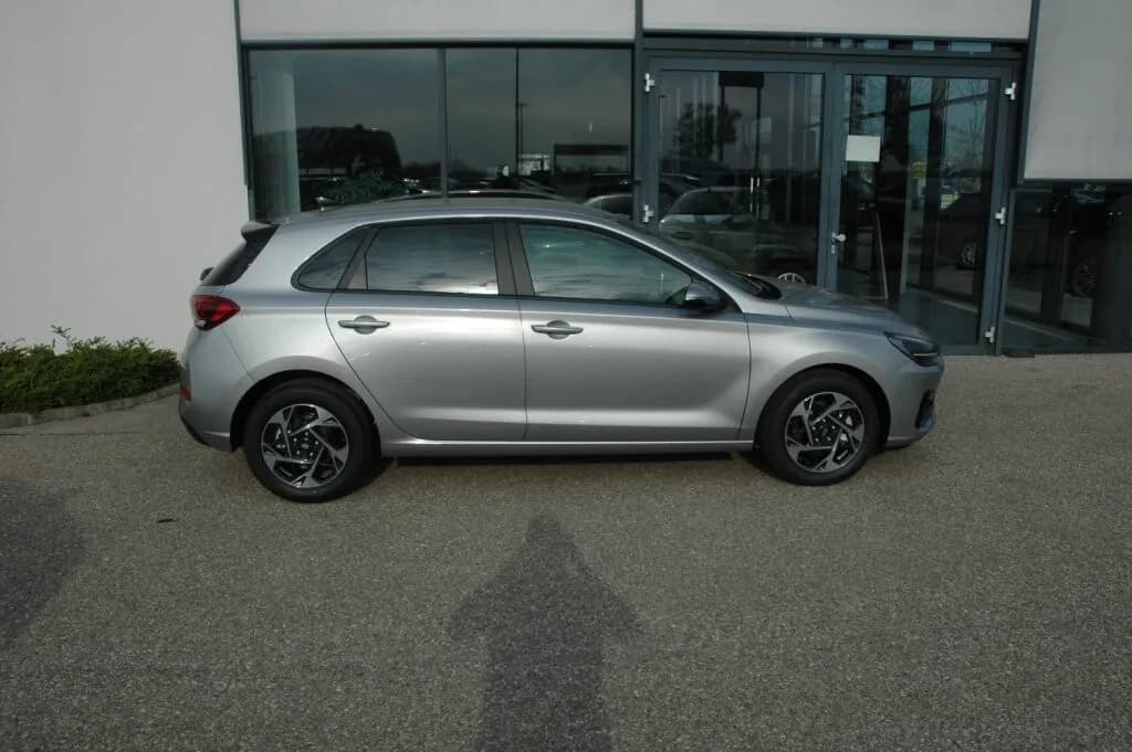 Hyundai i30 2026 – € 27.140, 6 km – Bild 1 von 16