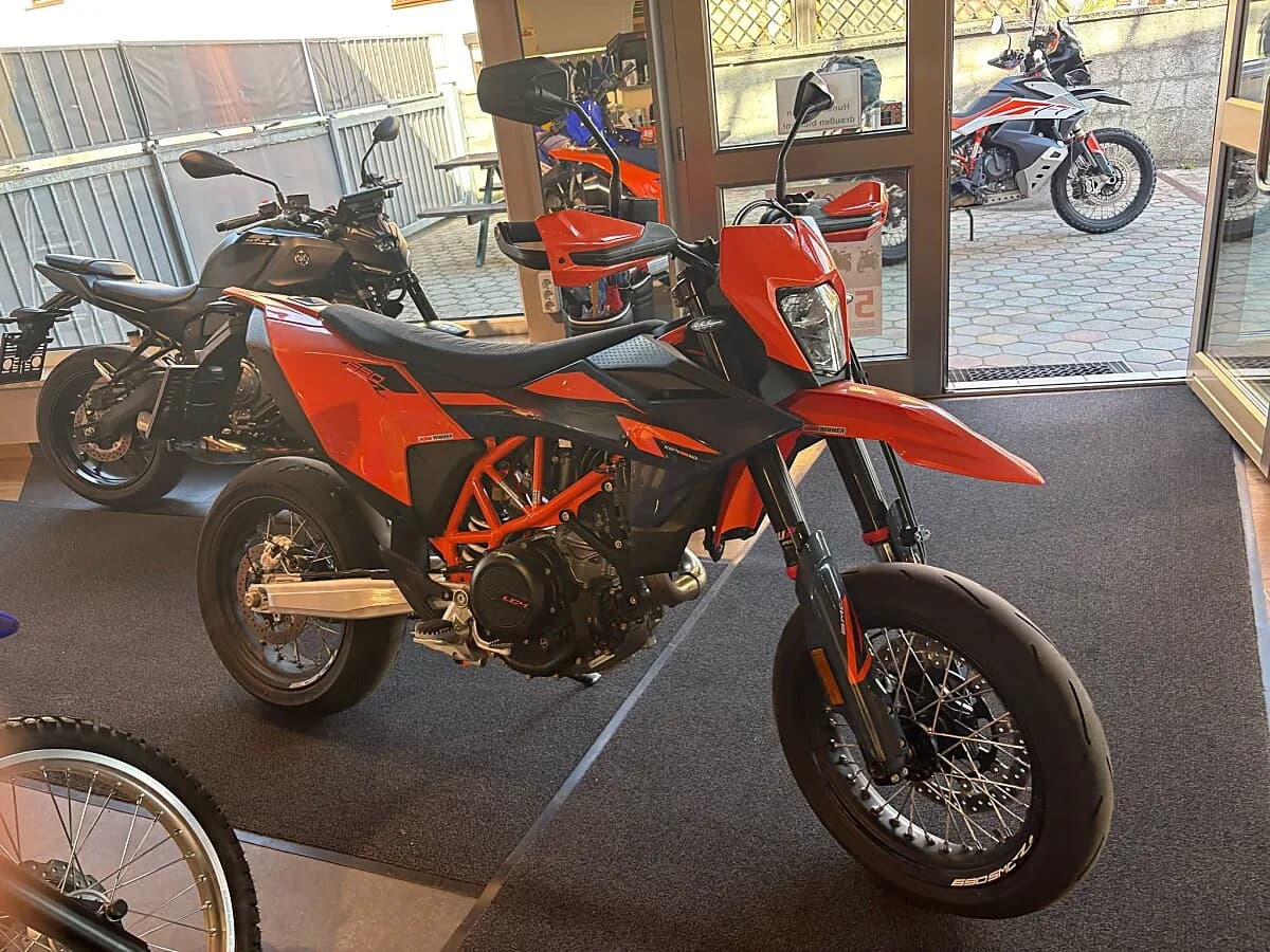 KTM 690 2026 – € 11.999, 245 km – Bild 1 von 2