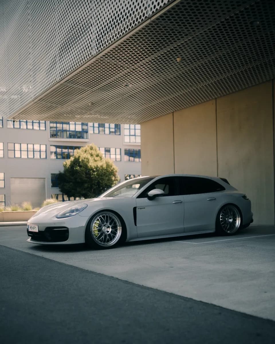 Porsche Panamera 2021 – € 74.999, 121 000 km – Bild 1 von 12