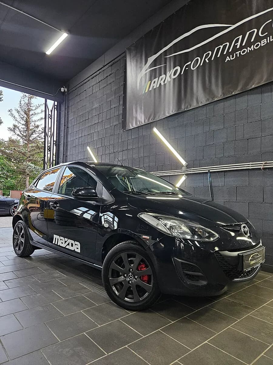 Mazda Mazda2