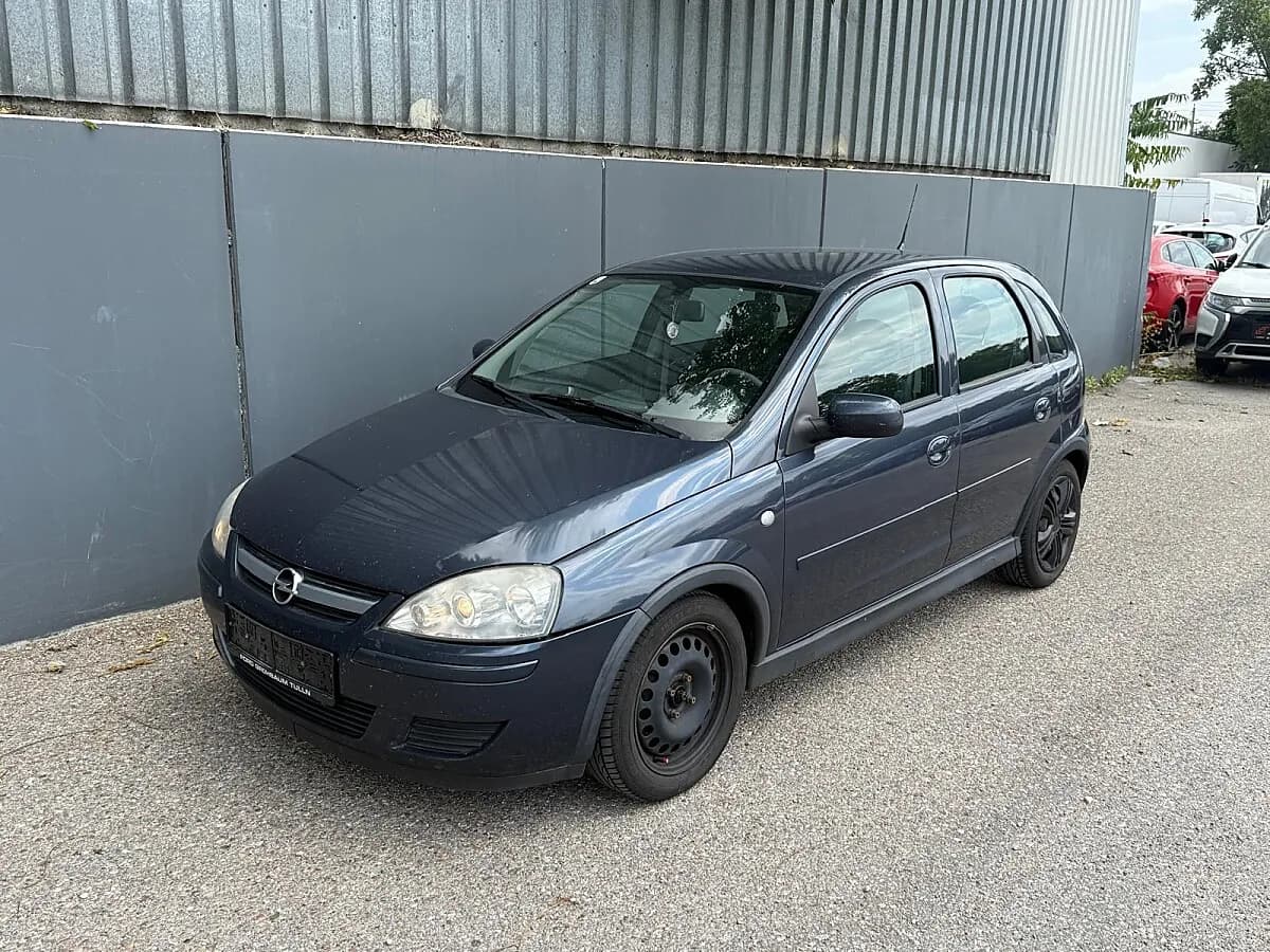 Opel Corsa 2006 – € 490, 160 000 km – Bild 1 von 9