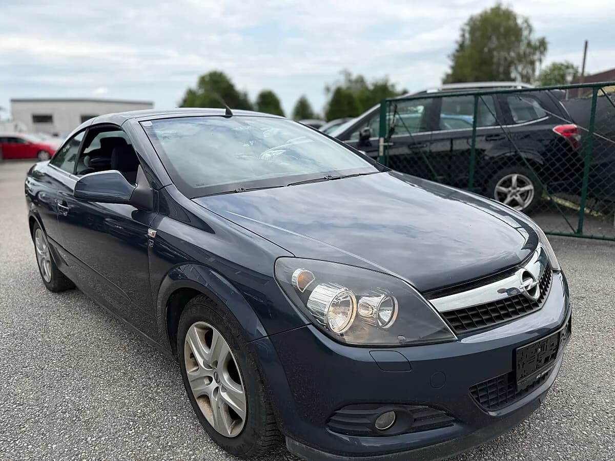 Opel Astra 2010 – € 1.990, 160 000 km – Bild 1 von 8