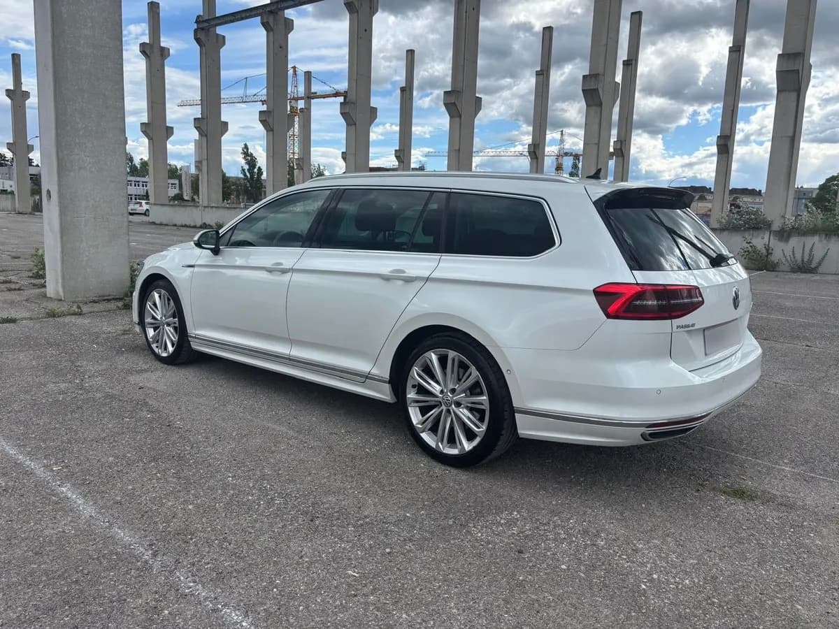 VW Passat