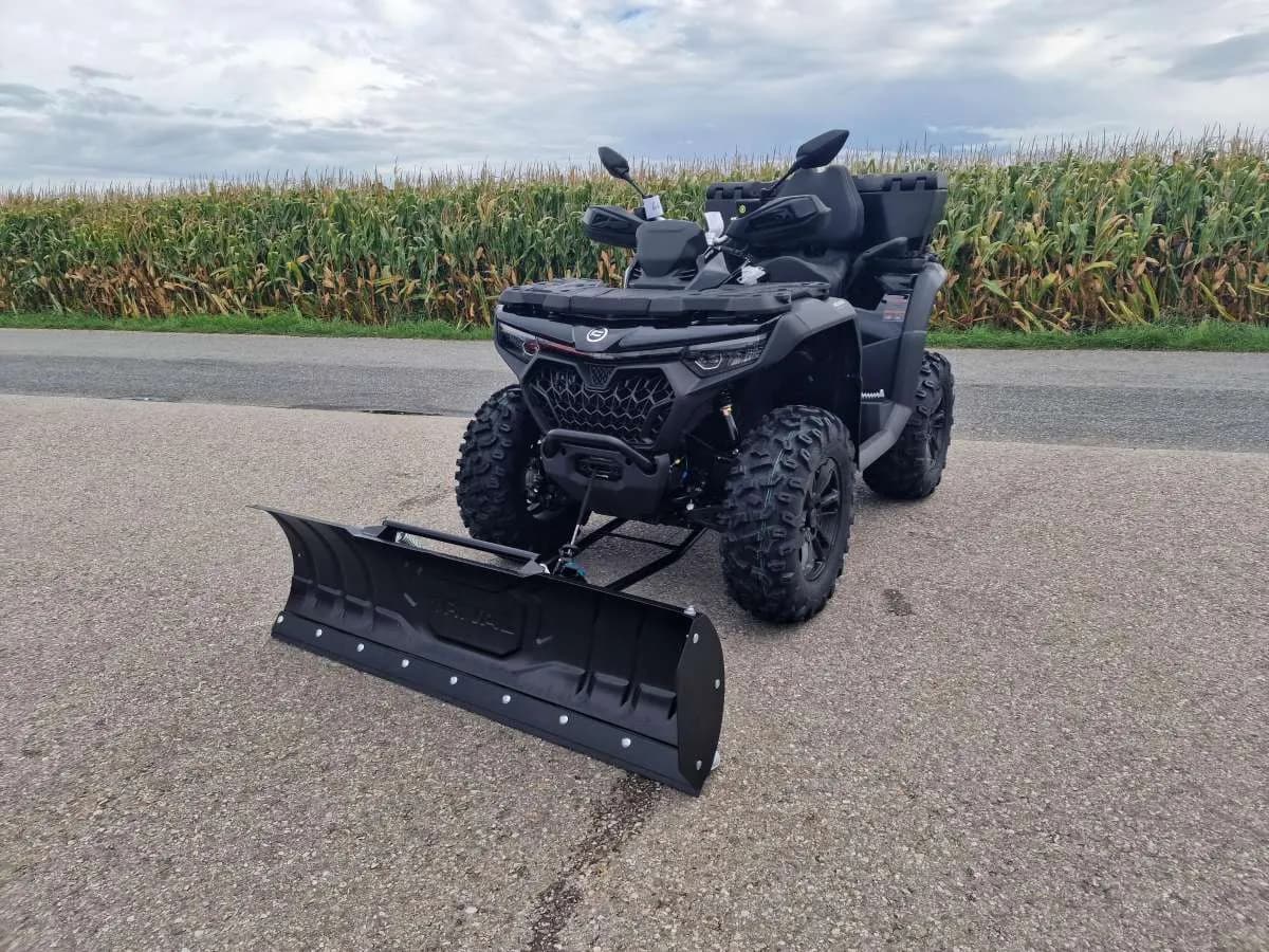 CFMOTO CForce – € 10.690, 1 km – Bild 1 von 4