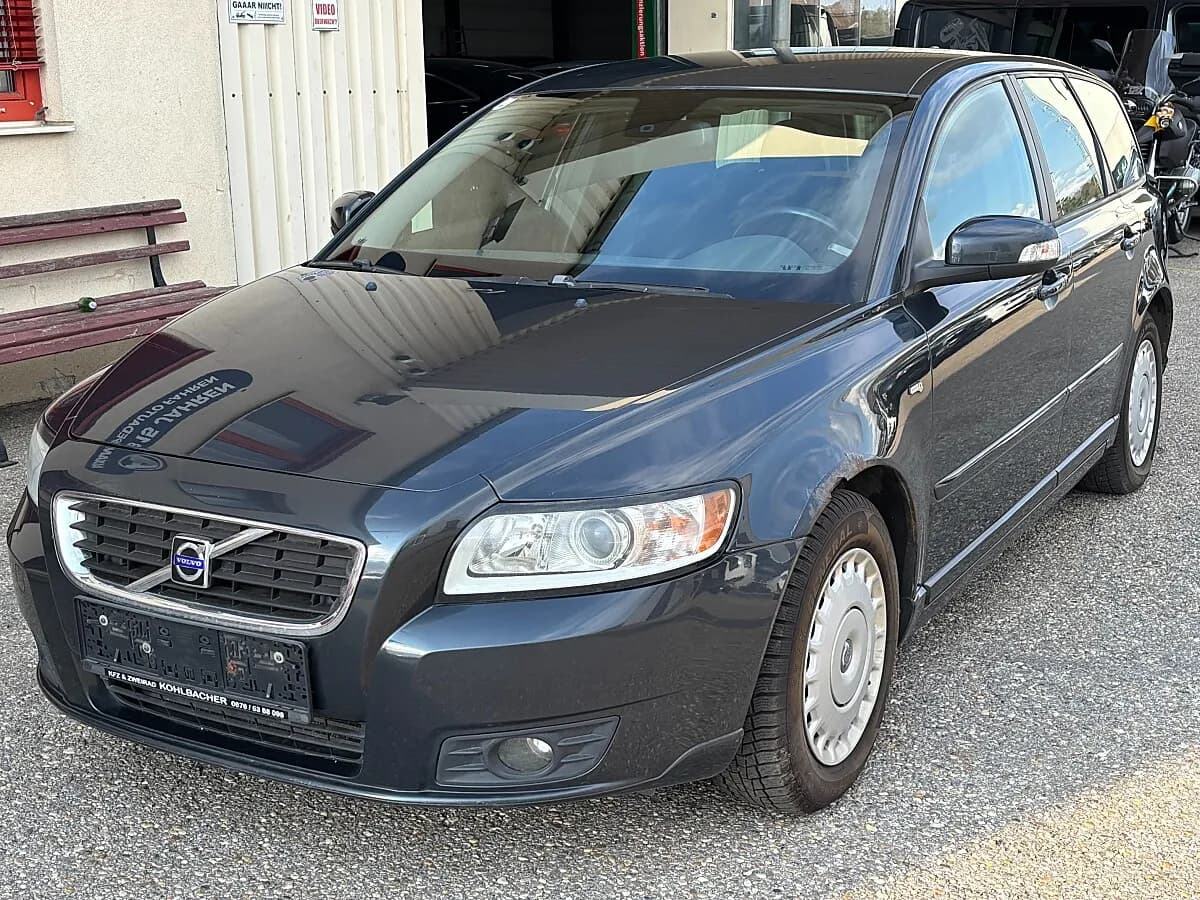 Volvo V50