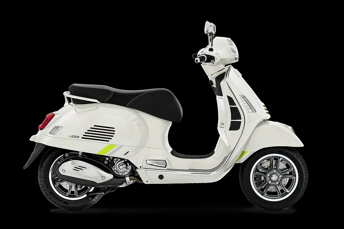 Vespa GTS – € 7.740, 0 km – Bild 1 von 1