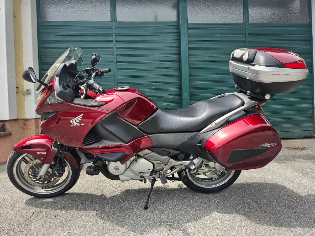 Honda NT