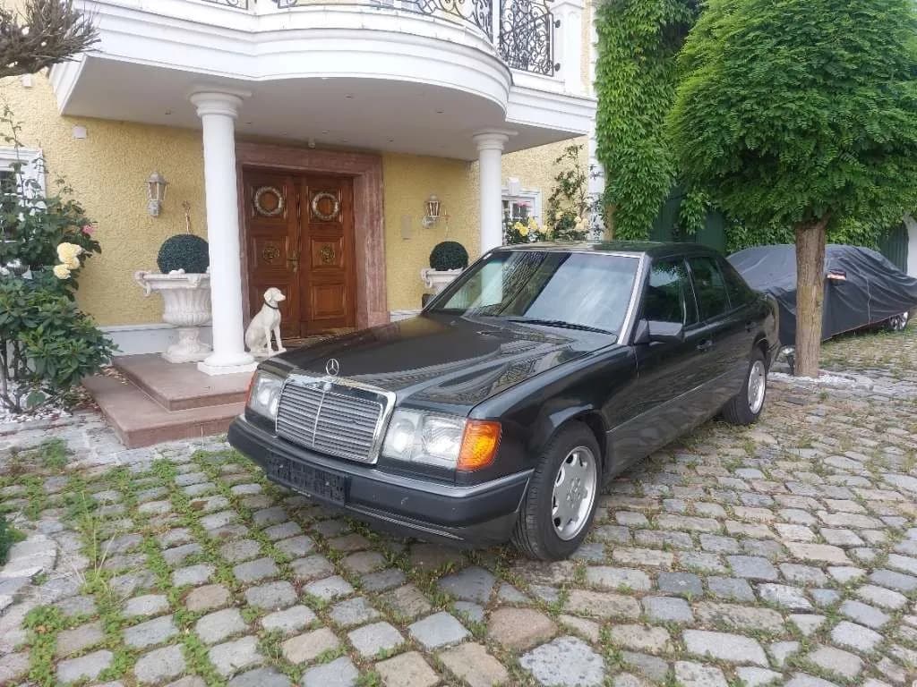 Mercedes-Benz E-Klasse