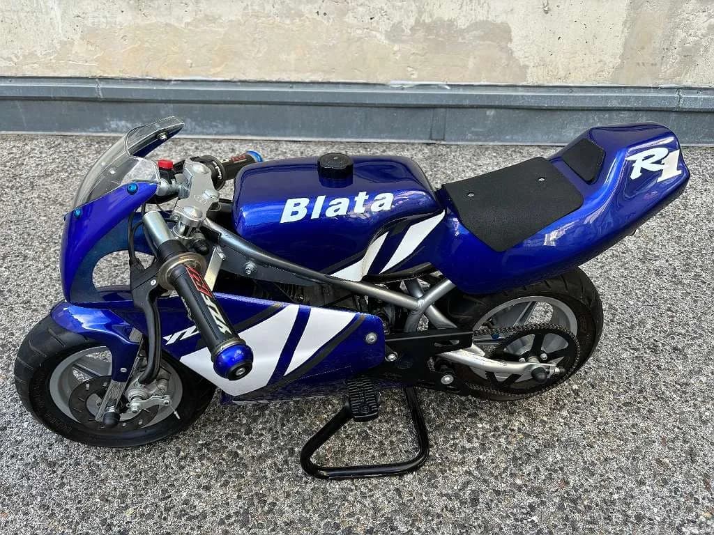 Sonstige Sonstige 2010 – € 800, 1 km – Bild 1 von 7