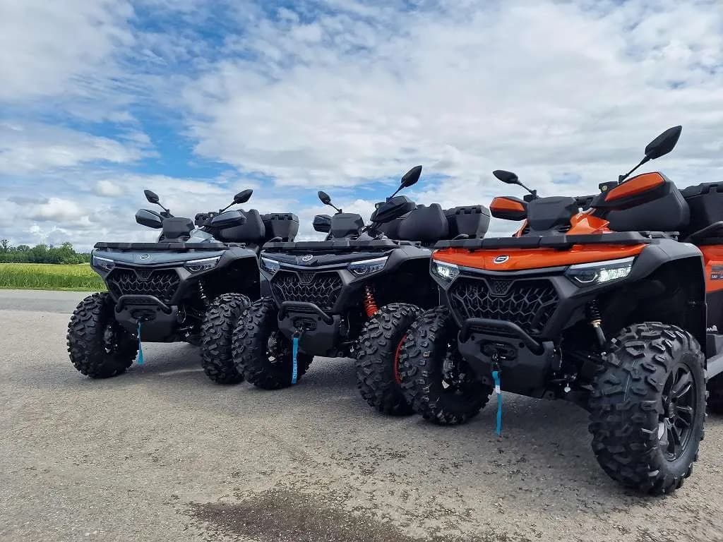 CFMOTO CForce – € 9.990, 0 km – Bild 1 von 8